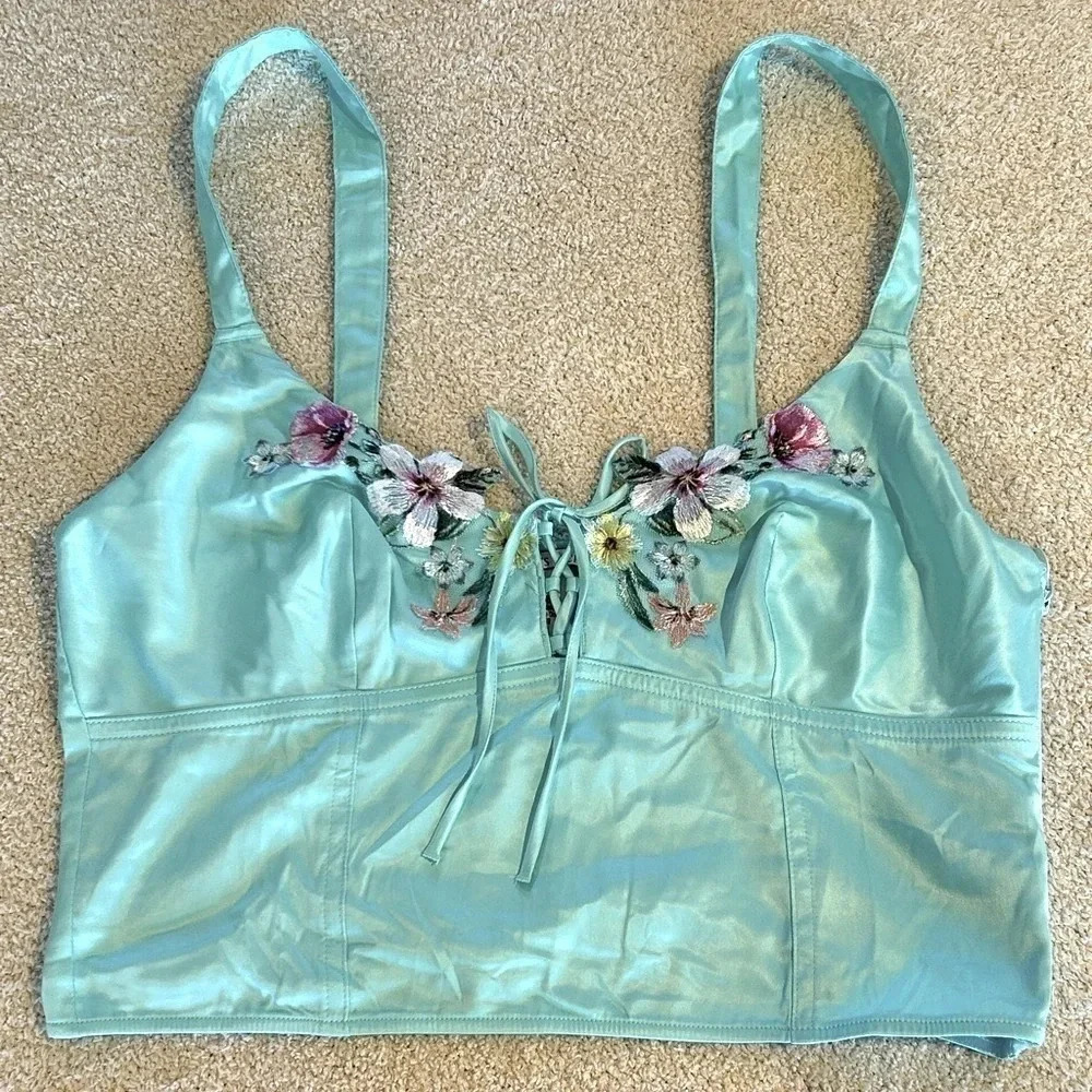Victoria’s Secret Y2K Style Satin Floral Embroidered Fairycore Tank Top Blouse